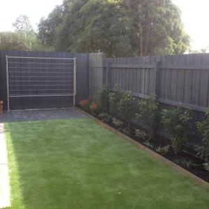 Small backyard landscaping - Greensborough